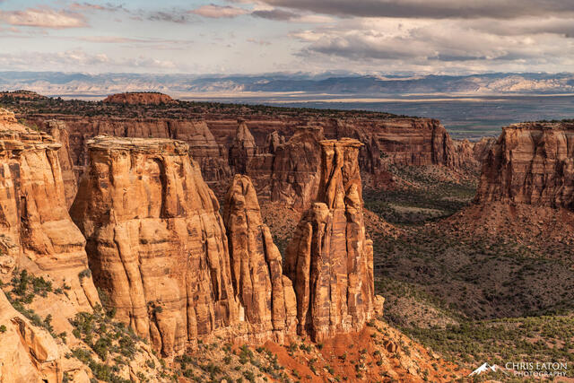 Colorado National Monument, Kayenta Sandstone, Kissing Couple, Monument Canyon, Monument Canyon Overlook, Wedding Canyon, Wingate...